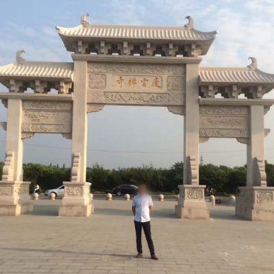 如何雕刻村莊牌坊?_古城古鎮(zhèn)門樓石牌坊價(jià)格是多少