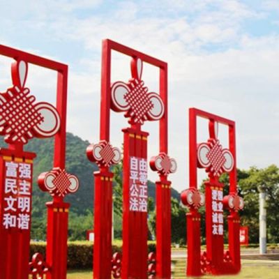 不銹鋼抽象中國結雕塑有什么寓意？